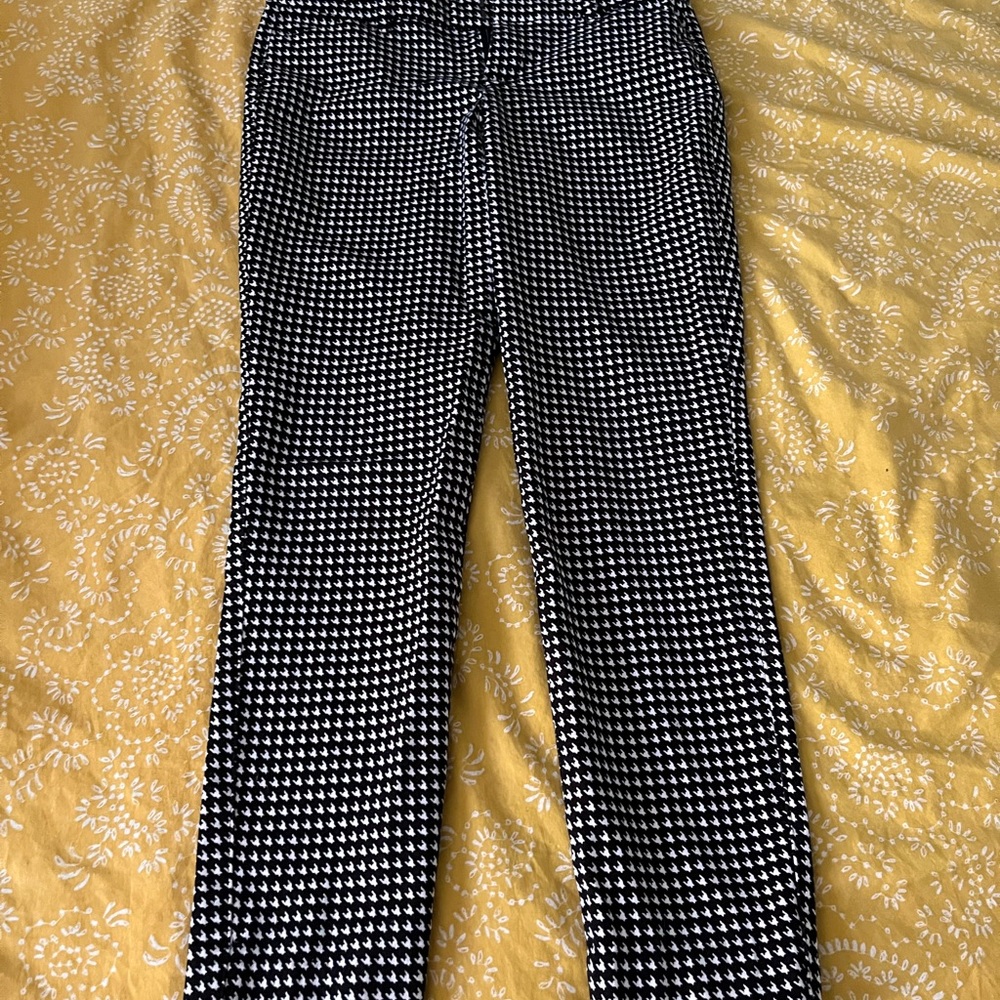Old Navy Pixie houndstooth pant